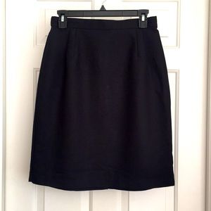 Kathie Lee Skirt Size 10 Black Single Button Zipper